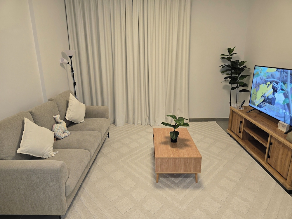Shiro Elegant Living