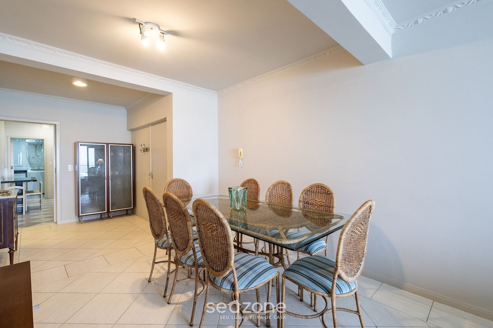 Apt w/ Balcony and Oceanfront View in BC - Ipc0901
