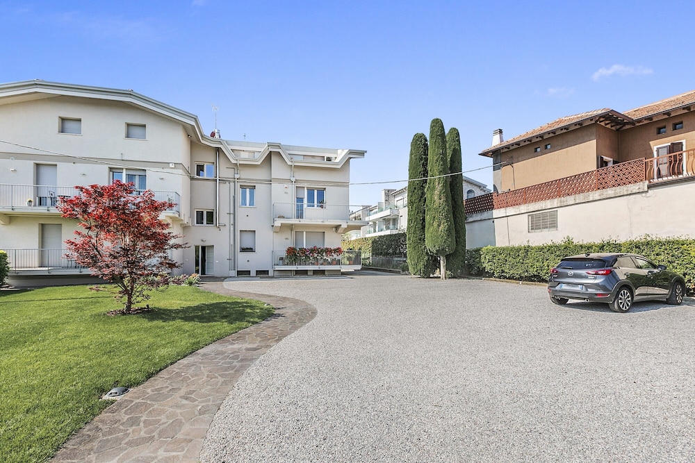 Matta Apartment 400m From The Lake