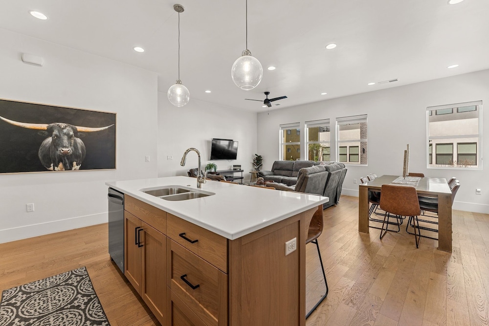 Villa #24 At Bloomington Country Club 4 Bedroom Townhouse