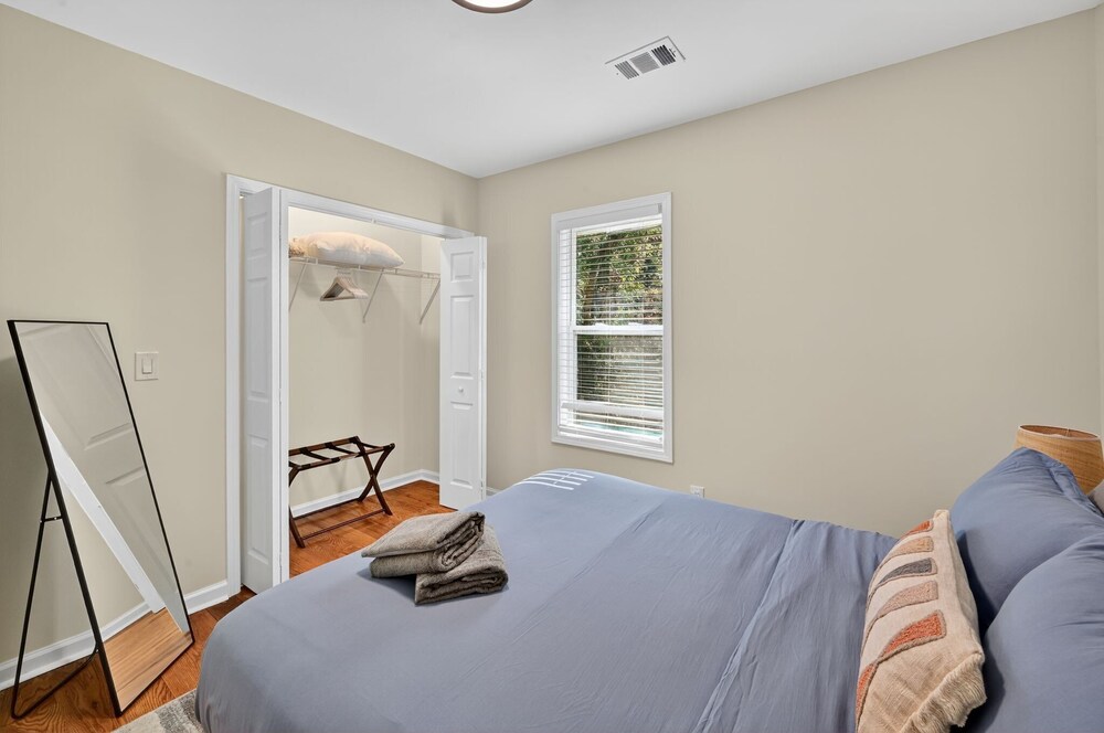 Atlanta Family Retreat 5br And Backyard 5 Bedroom Home