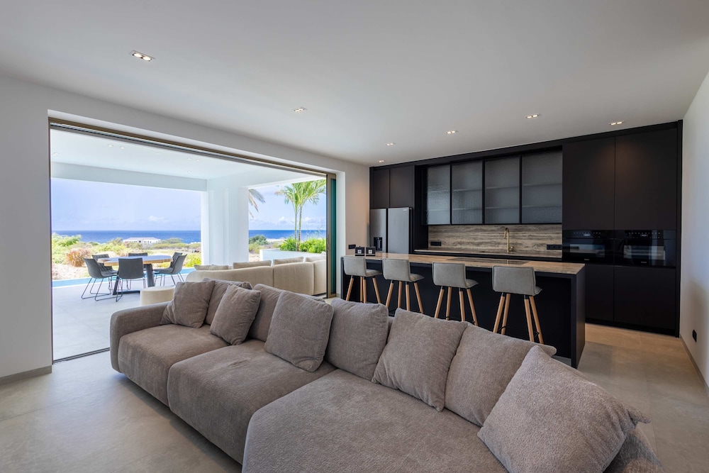 NEW The Cape at Blue Bay Golf Beach Resort