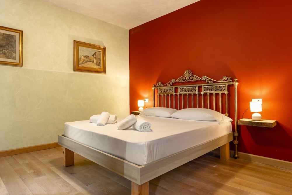 Borgo al Sole 2 by Wonderful Italy