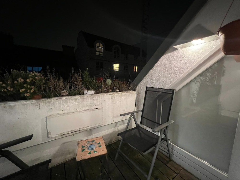 Cozy Room With Balcony Near Rennweg