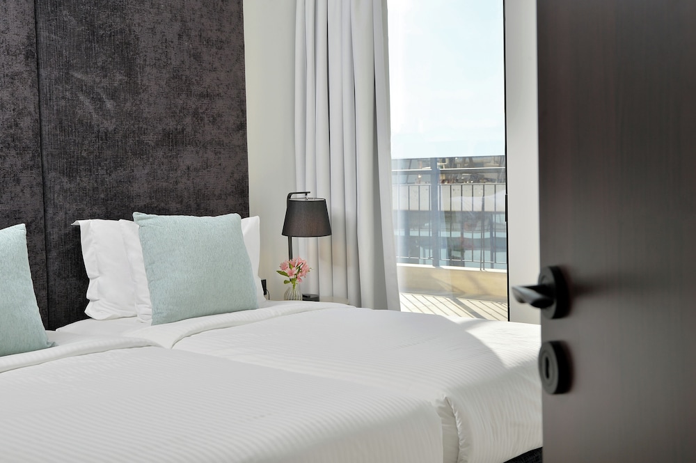 The Apartment by Athenaeum Hotels