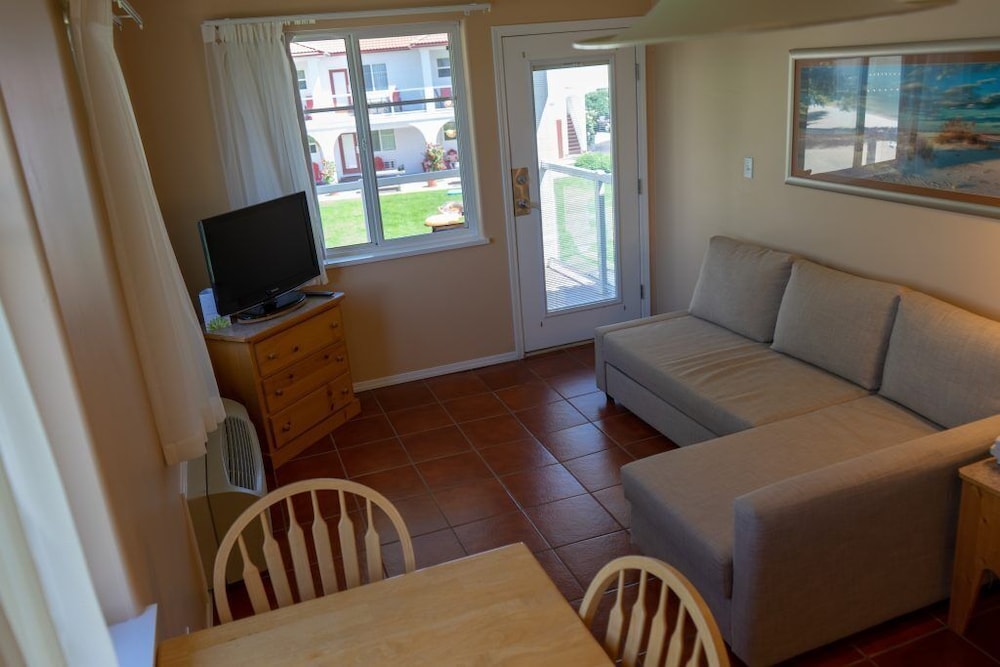 Sandy Beach Suites