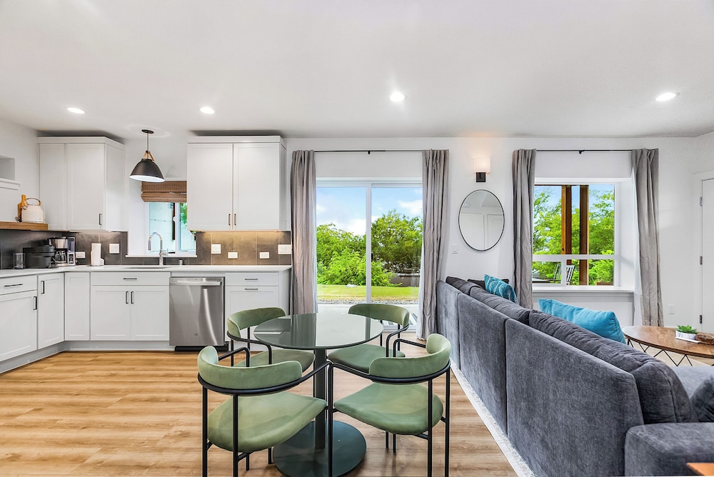 Stonegrove Residence
