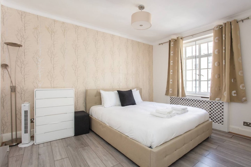 Modern 2 Bedroom Apartment in Marble Arch