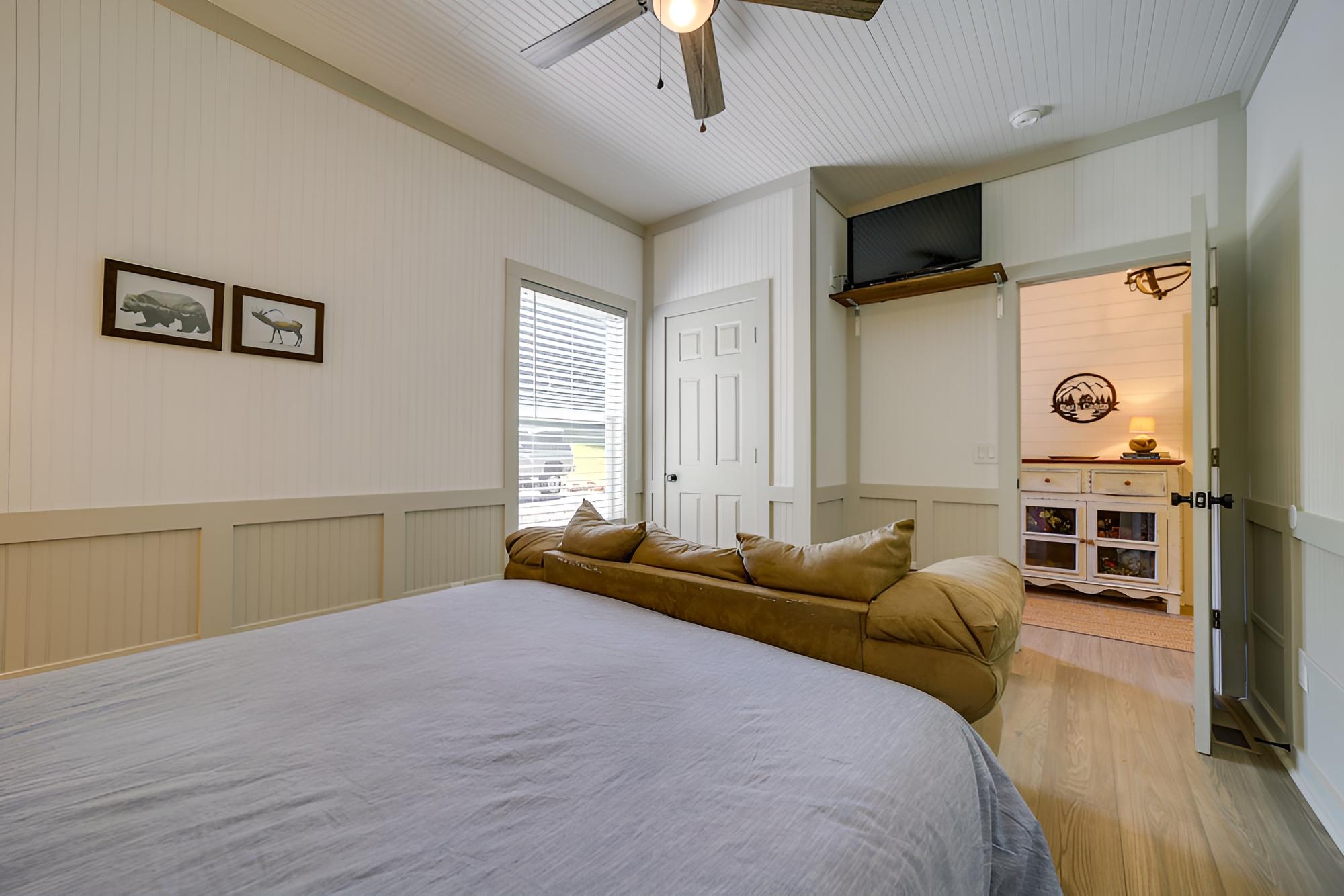 Serene Franklin Cabin With Tessentee Creek Access! view 5