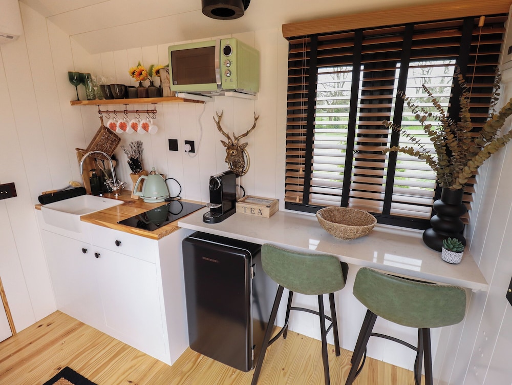 Limetree Luxury Glamping Southdown