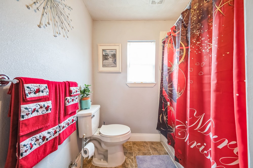 Charming Coastal Retreat In Bay St Louis 3 Bedroom Home