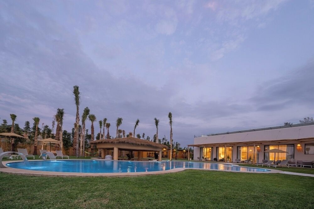 Villa PurSang Marrakech – Villa Privée de Luxe avec Hammam, Spa et Jardin