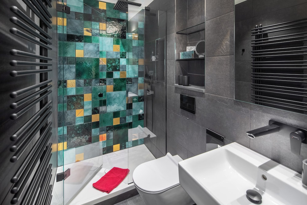 ney.land apartments