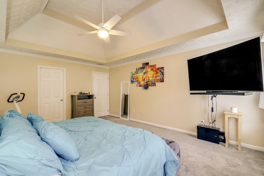 Shop, Fish & Explore: Suburban Home in Loganville!