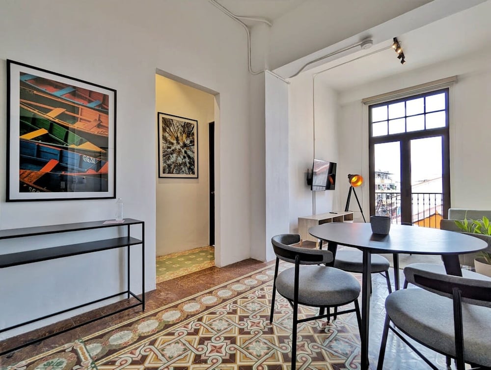 Lush 2BR in Casco Viejo
