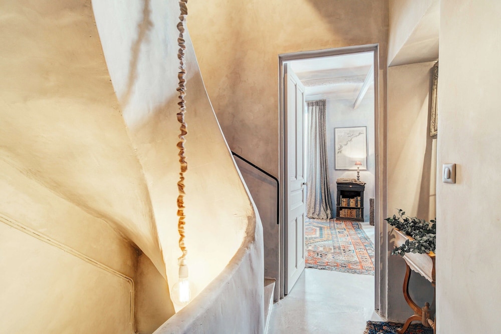 Studio de Charme-1br-2p- in the Heart of Cannes