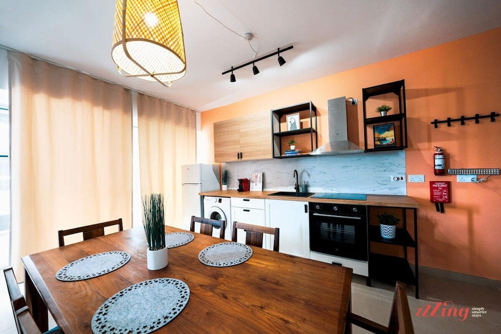 Stylish Duplex Holiday Retreat photo 3