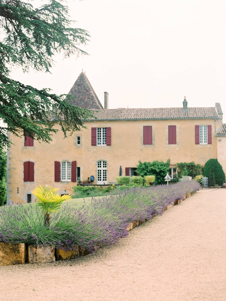 Les Gites du Château Mont D'onel