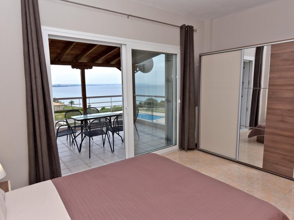 Anelia Villa Seaview 1 by Travelpro Services photo 3