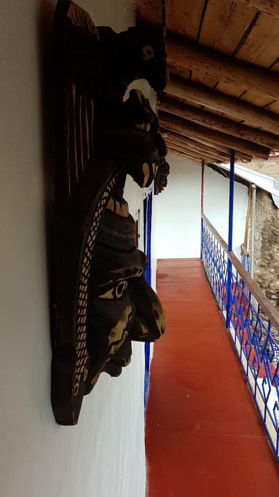 Reinbo Hostel B&B