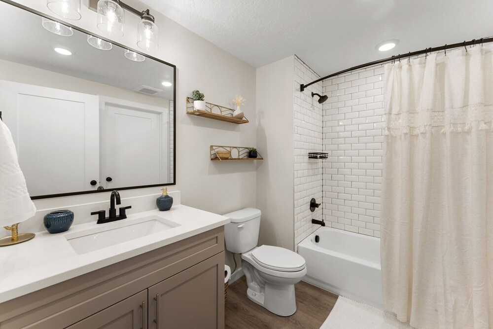 Chasing Sunsets 2 Bedroom Condo