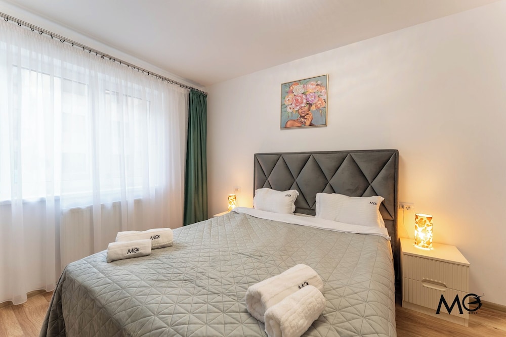MoHost Sabina - Luxury with Balcony