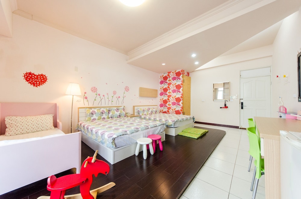 124 Lane Garden B&B