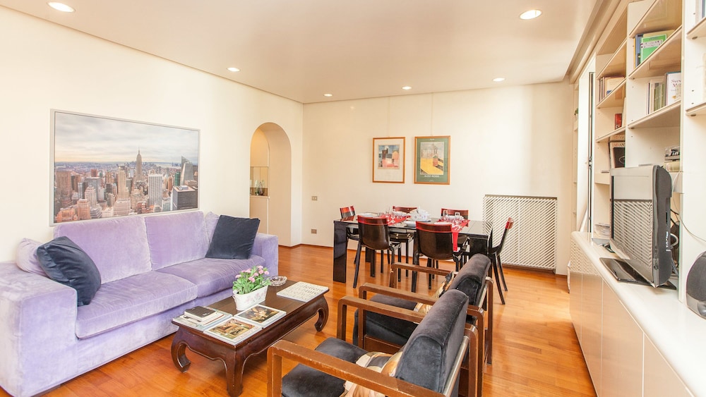 Rental in Rome Campo de Fiori Balcony