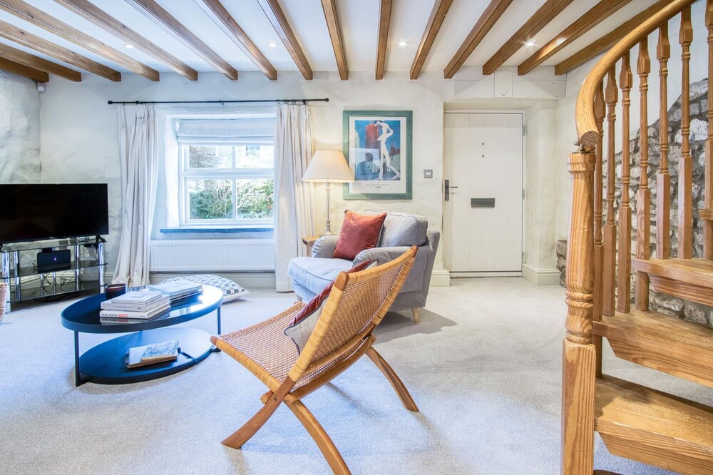 Fern Cottage - 2 Bedroom Cottage - St. Florence