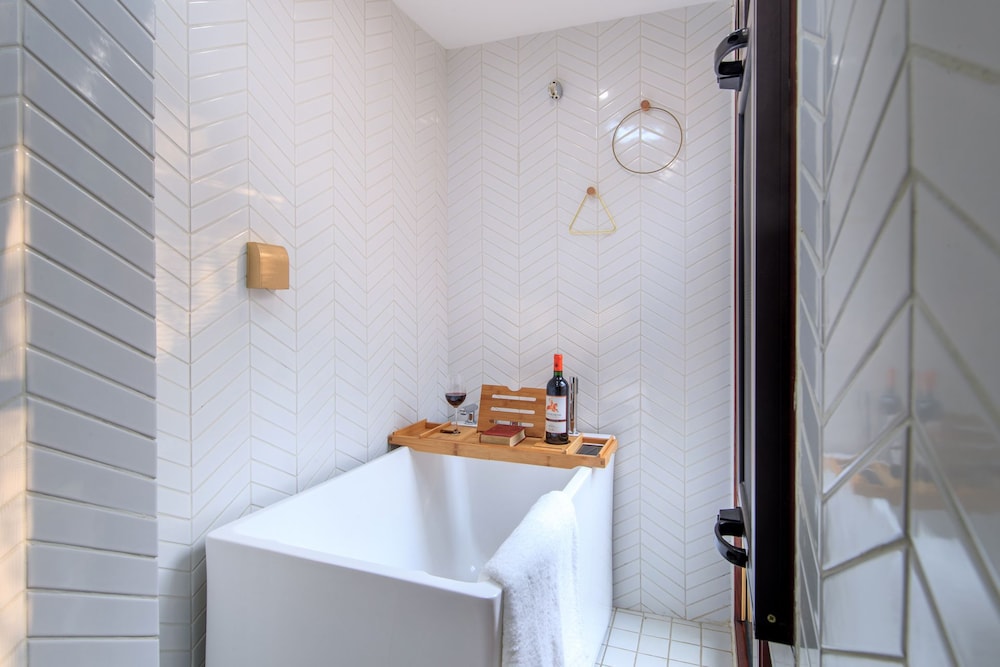 Isvara Flowing Ocean Guesthouse