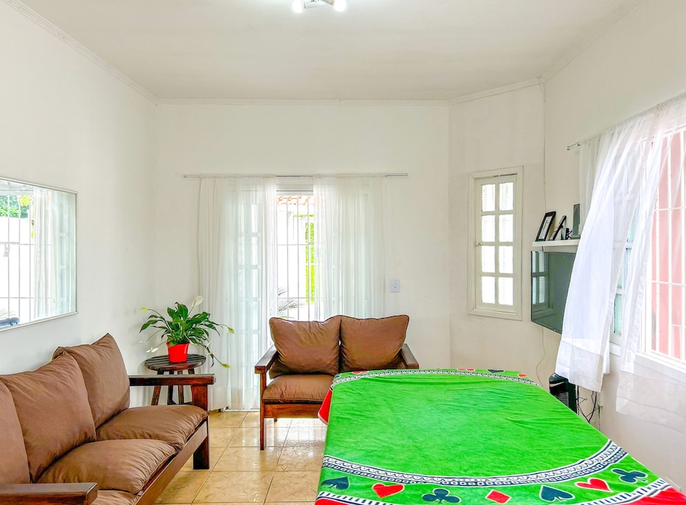 Tima Casa com Wifi pr Ximo a Praia em Itanha m SP