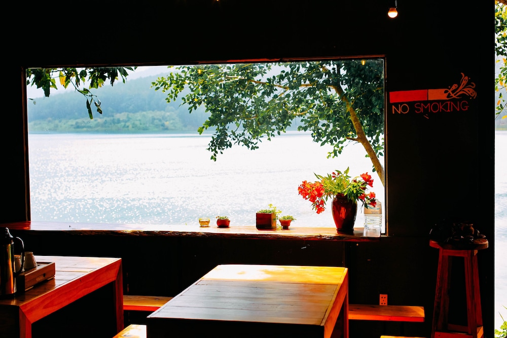 The Lake House Dalat - Hostel