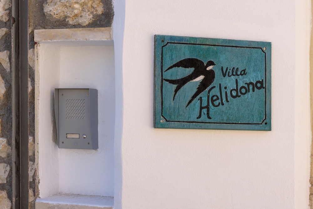 Villa Helidona With Private Pool