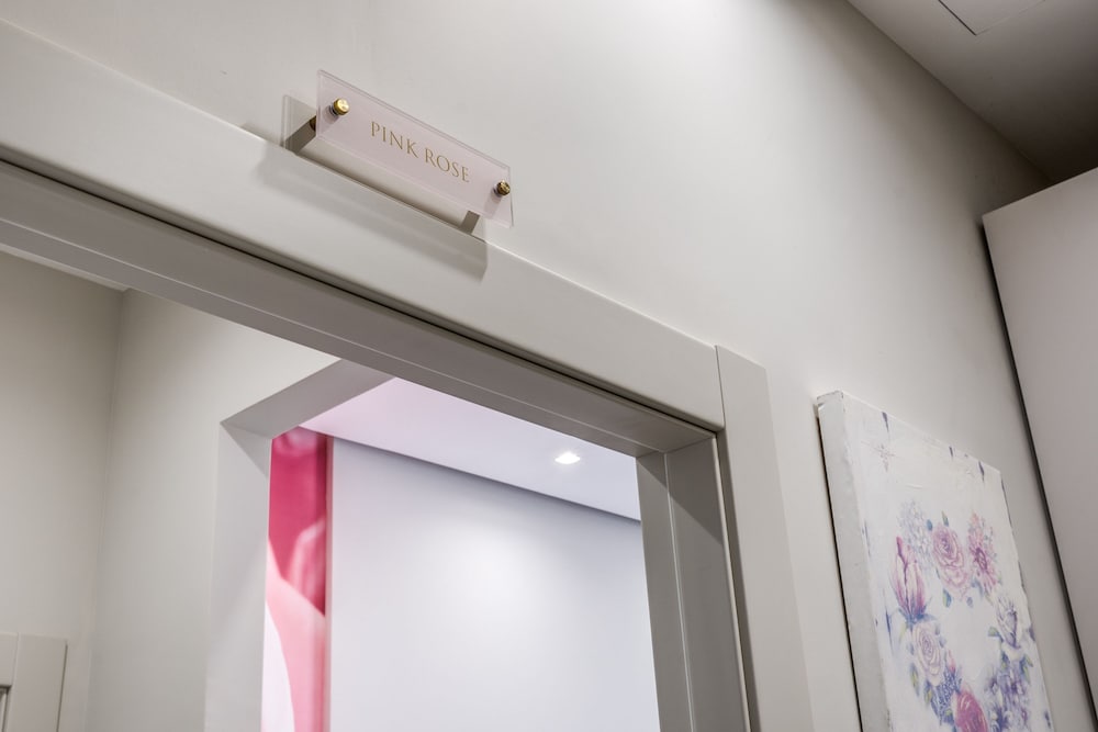 Pink Rose in Naples With 1 Bedrooms and 1 Bathrooms — Naples photo 3