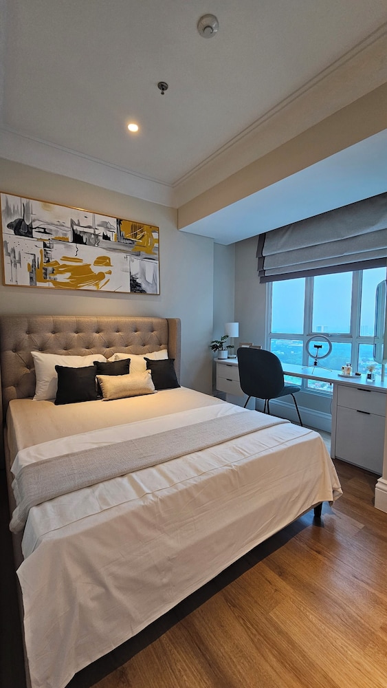 Roseville SOHO and Suites by Nagisa Bali