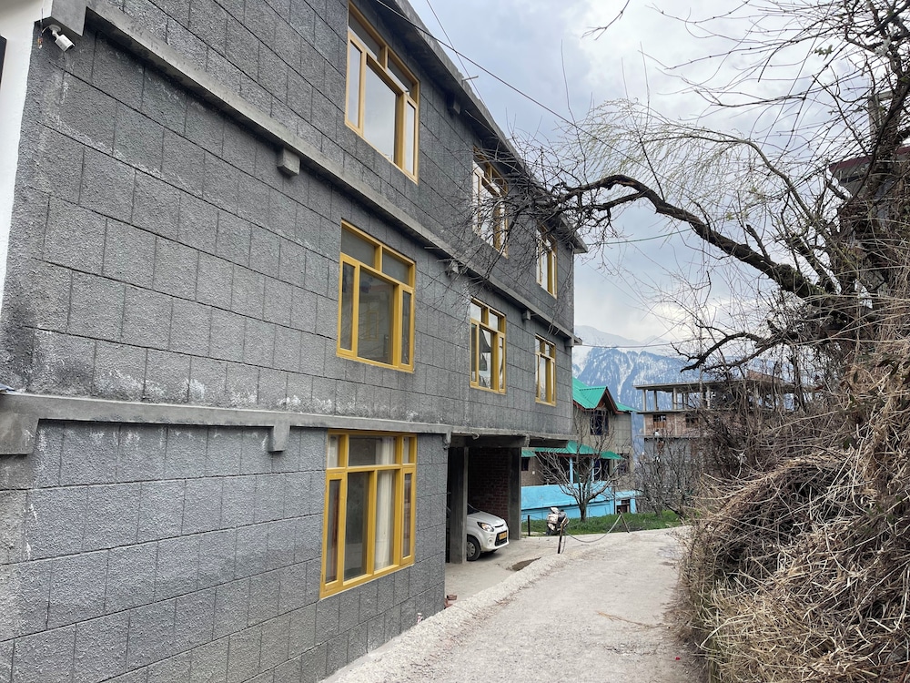Shubham Cottage