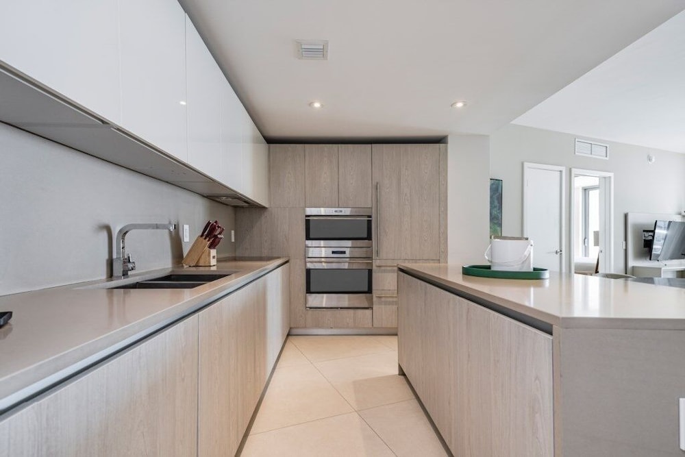 Private 2br Ocean View At Hyde Beach Resort 2 Bedroom Condo