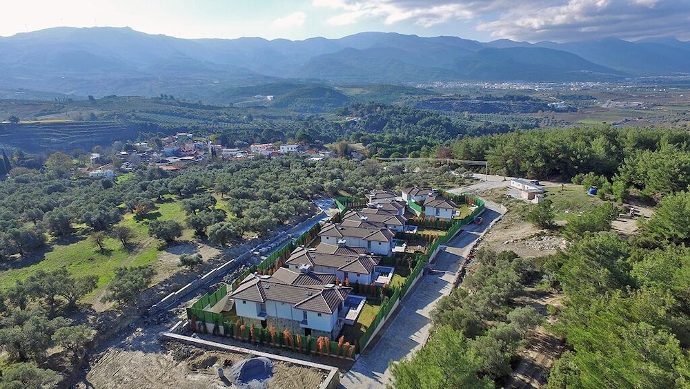 Vintage Villas