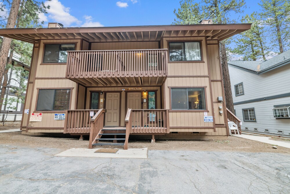 Summit X-ross Roads Condo