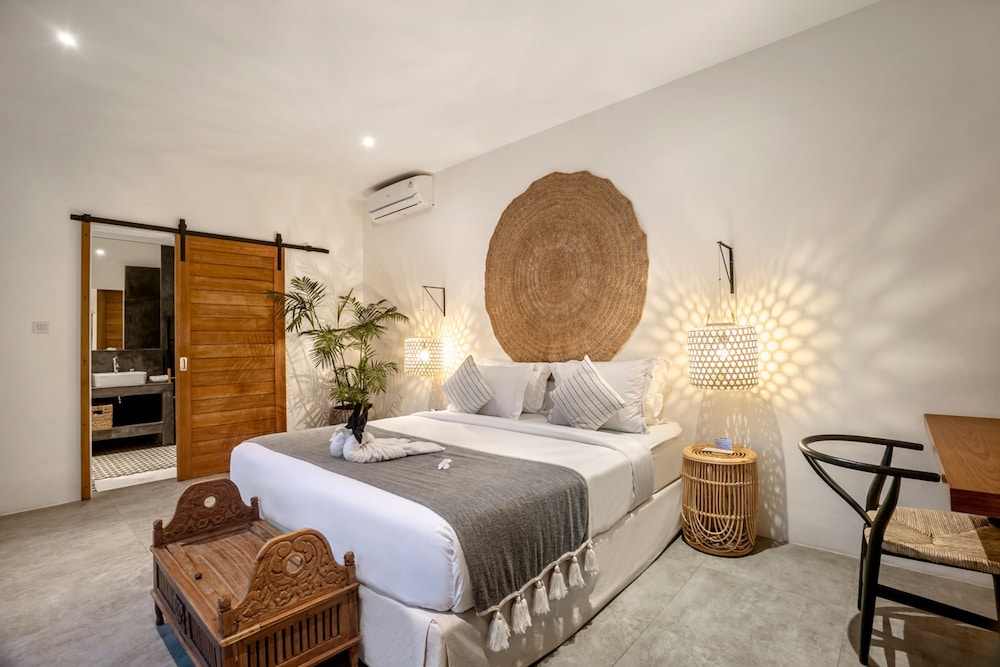 House of Bagera by Alfred in Bali - Tropical Family Dream Villa in Seminyak Oberoi Beach Bali