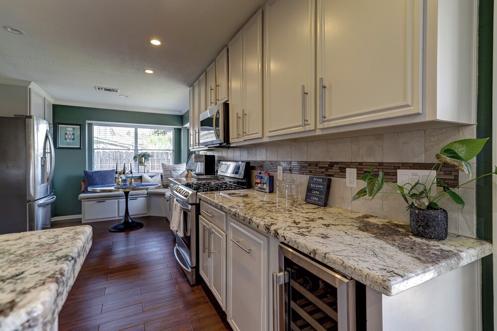 Spring Branch Haven - Cozy 3BR Oasis, Pet Friendly - Image 5