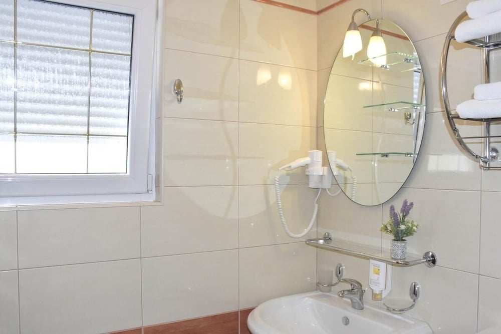 Villa Sailor - Luxurious - 5 - Sa304 view 4