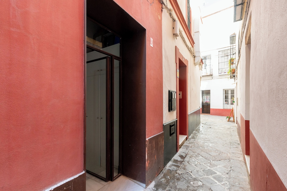 One&Lux Casa Barrabas