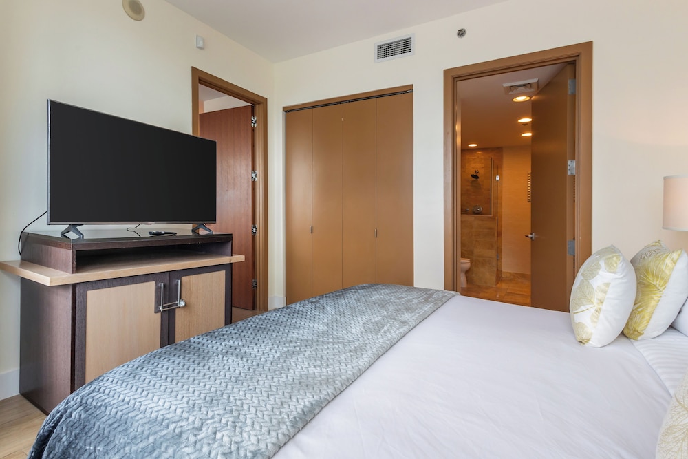AKA Brickell City Views Free Parking by Palermo Home