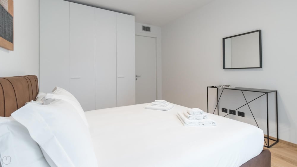 Lazzaro Papi 14 A en Milan — hotel room