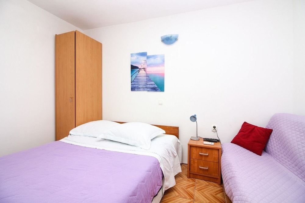 Bobi - 10 M From the sea - A3- Gornji view 2