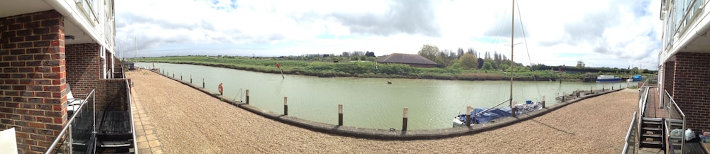 16 The Boathouse, RYE