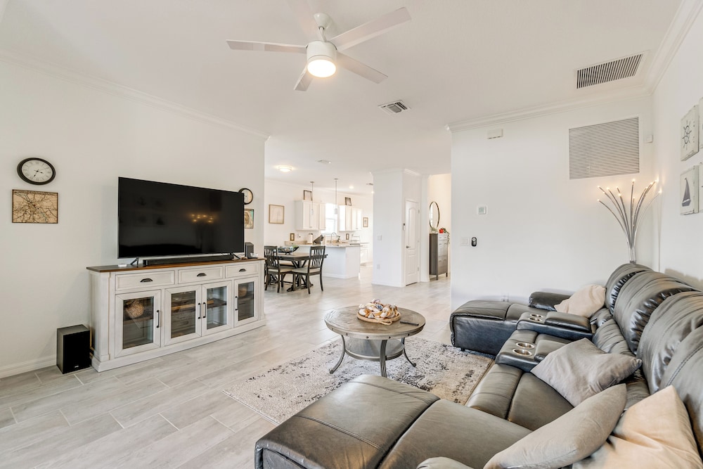 Coastal Home w/ Swim Spa & Lanai in Port Charlotte