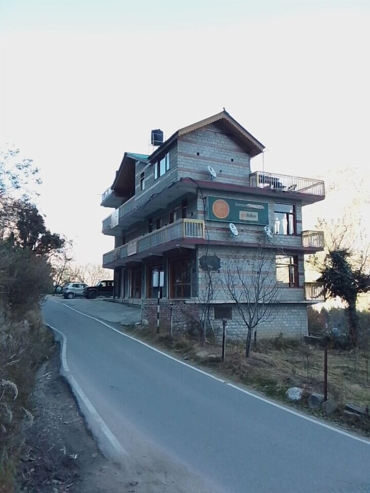 Hotel Sno Cottage