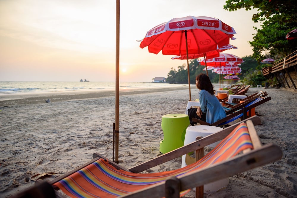 Baansuan Aokhai Beach Resort
